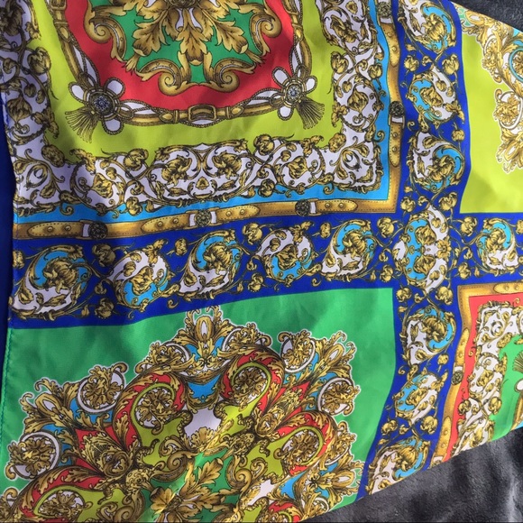 Patterned top - Picture 5 of 7